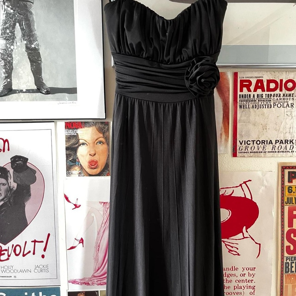 Speechless Black Strapless Sweetheart Gown